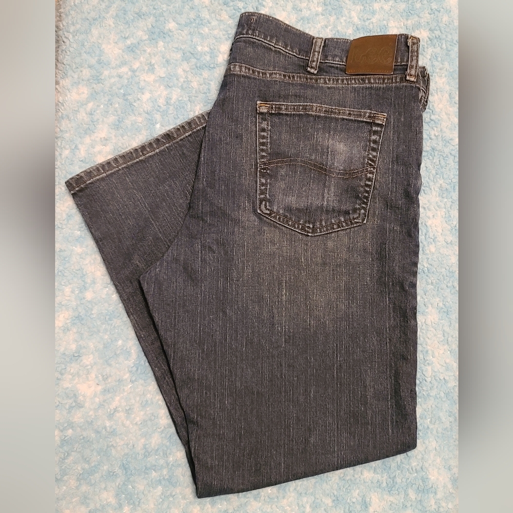 Men's Lee Medium/Dark Blue Wash Jeans, Sz 42x30, Regular Fit, Straight Leg, GC